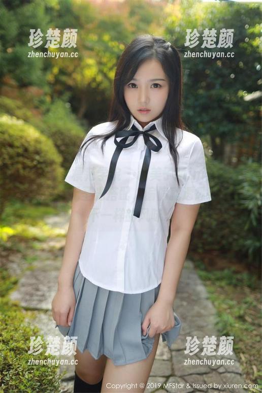 MFStar模范学院 - 糯美子Mini的作品，礼服和无圣光搭配，偏偏就透露出一丝不一样的风味。
