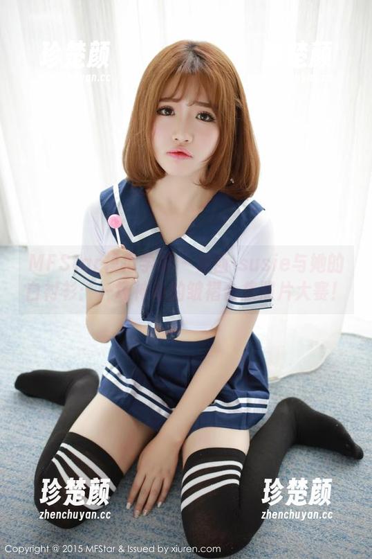 MFStar模范学院 - 苏西-susie与她的白衬衫：一场神奇的皱褶合集照片大赛！