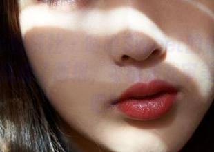 MiiTao蜜桃社 - 咕噜Sweet的棉袜：一双袜子竟成了画报，可能是我审美有问题吧？