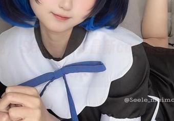 蒂蒂哒，Seele麦麦最新cos流萤白得让人犯晕！