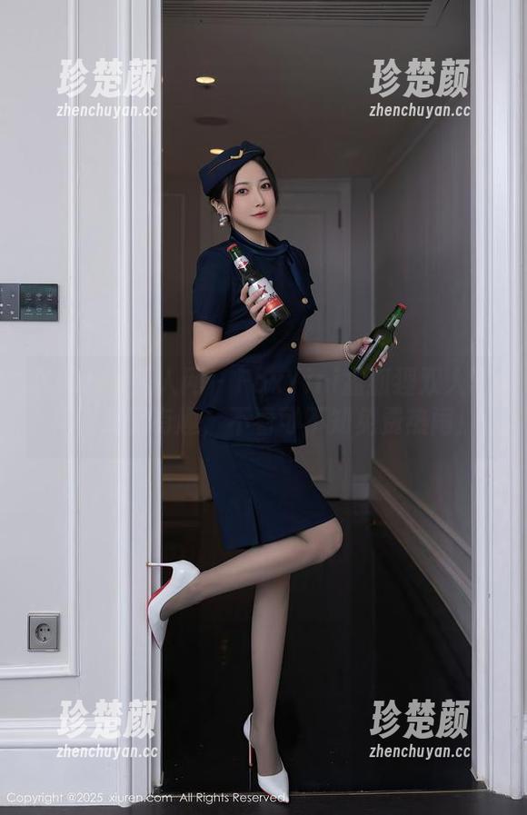 Xiuren秀人网 - FoxYini孟狐狸双人写真别致又有趣，不看可不知免费热闹！