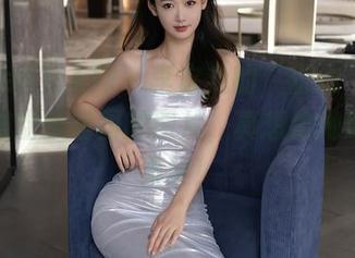 Xiuren秀人网 - 李宓儿的“甜心”：看这张被甜蜜包围的图片，真想给她颁个糖果奖！