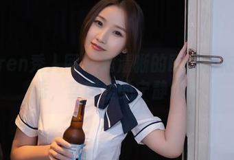 Xiuren秀人网 - 超清晰的欧阳若依睡衣秀，套图里的宁静时光