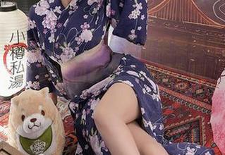 Xiuren秀人网 - 艾栗栗栗栗栗栗吖的新套图更新，制服这回真是“标配”啊，太好玩了！
