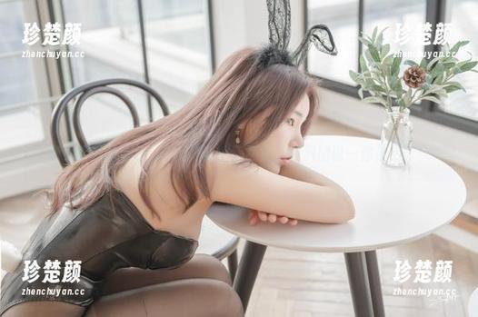 如果你还没看Zzyuri的新制服更新，我只能说…你落后了！