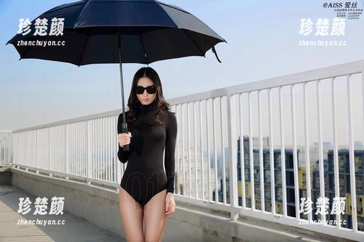 aiss - 在线欣杨的女孩原图，明明看似平常，却总能勾起我心底的一点点波动。