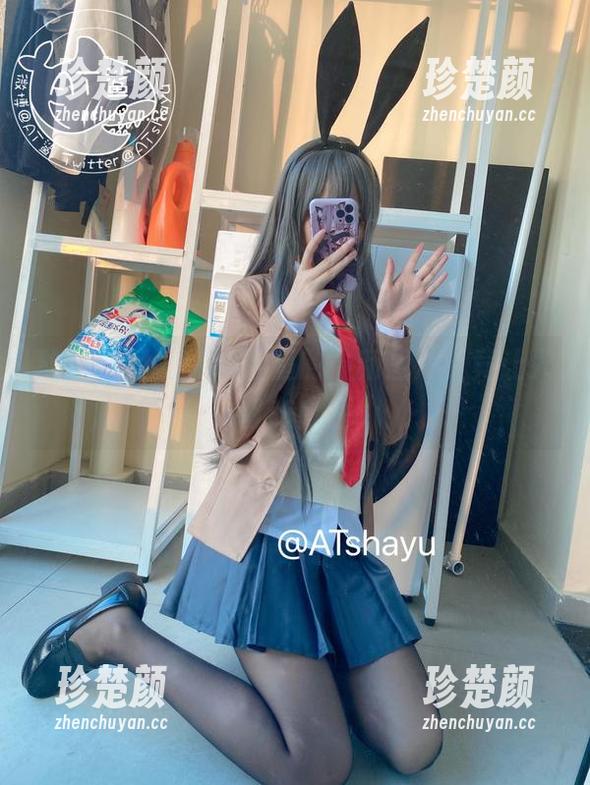 豹纹大月亮：at鲨鱼的最新图片，竟让人留恋向往