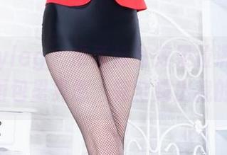 beautyleg - 吊带修身效果拉满，Celia光在图包里晃悠，完全超出我的想象！