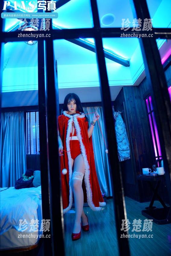 pans-小颖 pans - 《棉袜大作战》——小颖的最新作品集,开启个人袜子系列的深度挖掘!