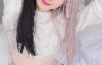 纠结要不要下载？sally dorasnow多啦雪的洛琪·米格鲁迪亚照片可能会让你决定裸奔！