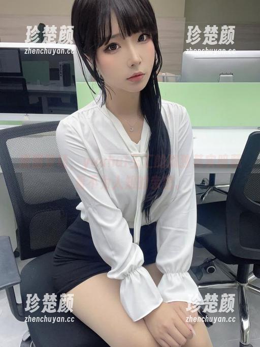 原图登场，yuuhui玉汇的孤独其实暗藏着不为人知的亲密。