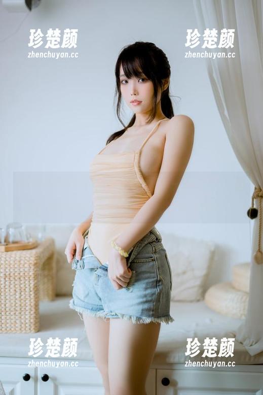 有些原图注定只是“壁纸的一部分”，但一智智的OL完全是整件事的主唱！