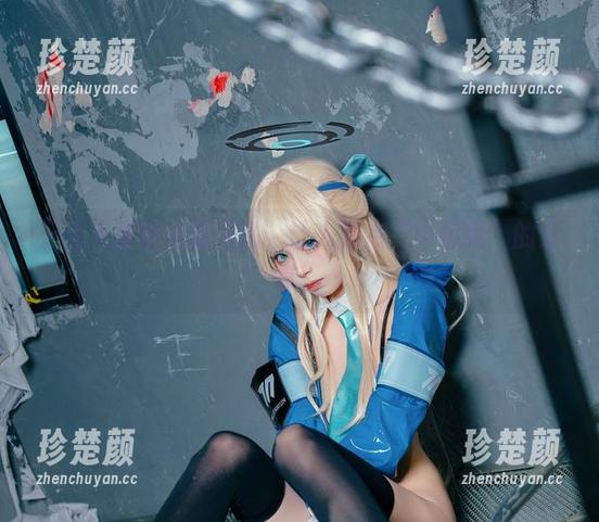 三无人型的礼服作品，让人有点“小情绪”的分享。