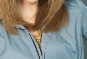 丽柜 - 看到钟晴的高清礼服，真想问：我能借一件去订婚吗？
