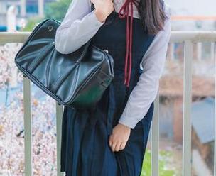 原图分享：兔玩映画这一篇，甜美学姐的风格让人欲罢不能，想问她……今天有什么计划呢？