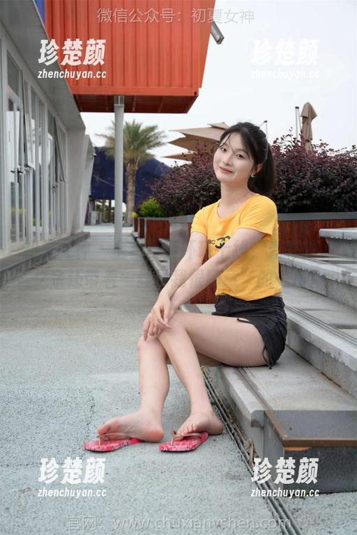初夏女神 - 全套写真环环上线，光彩照人之余还带着一丝“我很随意”的气质！