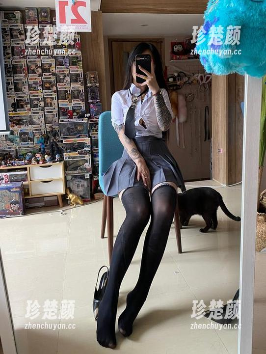 卡通百科老王 微密圈 - 卡通百科老王来啦,看看他又出了怎样的高清开叉旗袍作品!