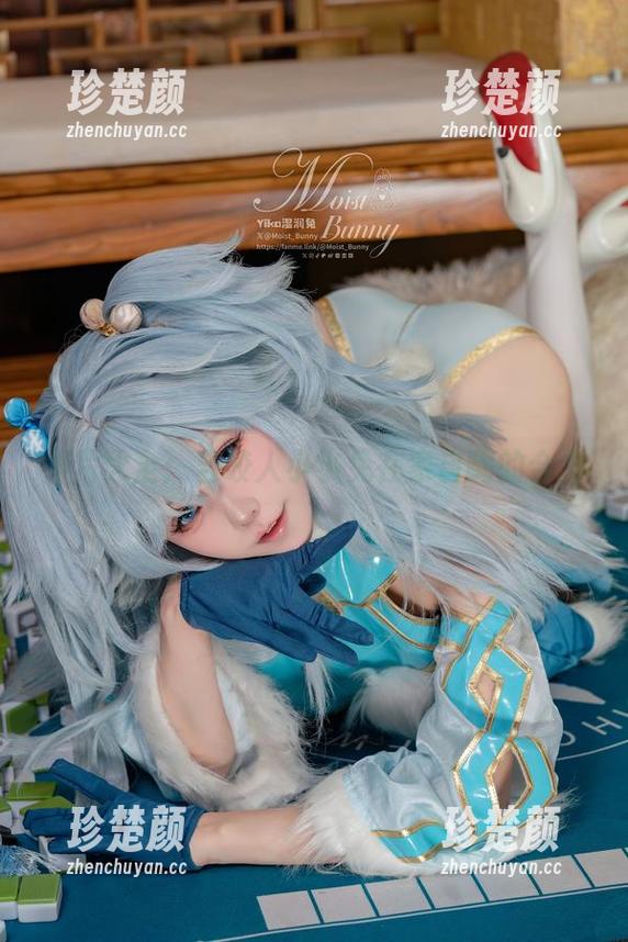 咬人小小兔 照片大全:当咬人小小兔在家自嗨的合集