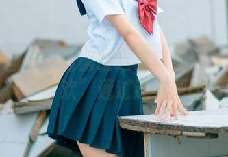 喵糖映画护士制服精选写真集：你能想象多少种“喜欢”通过这些画面传达？