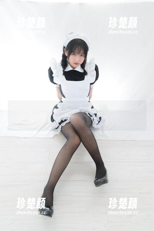 高清捕捉：少女秩序的白丝连衣裙，后面完全不重要，你们看到的是美！