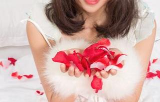 尤果网 - 想要惊艳？雯雯的JK合集壁纸证明，她的确在我心里种下了松鼠的妒忌。