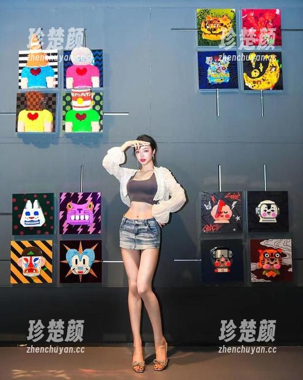 微密圈 - 我可能不该停留在徐珺大哥的黑丝套图上，但这里面有啥我也说不太清楚。