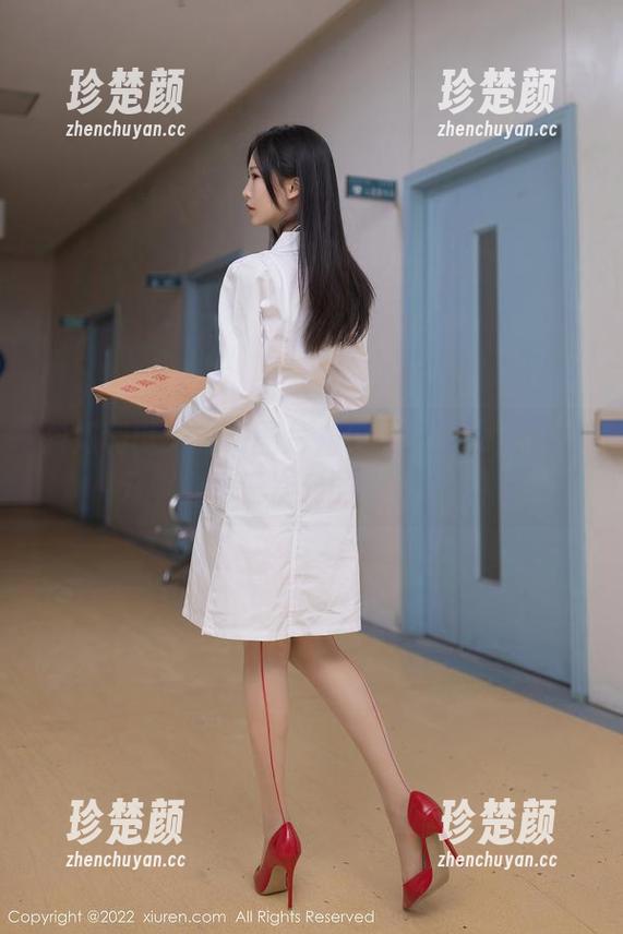 抖娘利世的免费图片，保证让你顿觉二次元变身为三次元的肉丝女神！