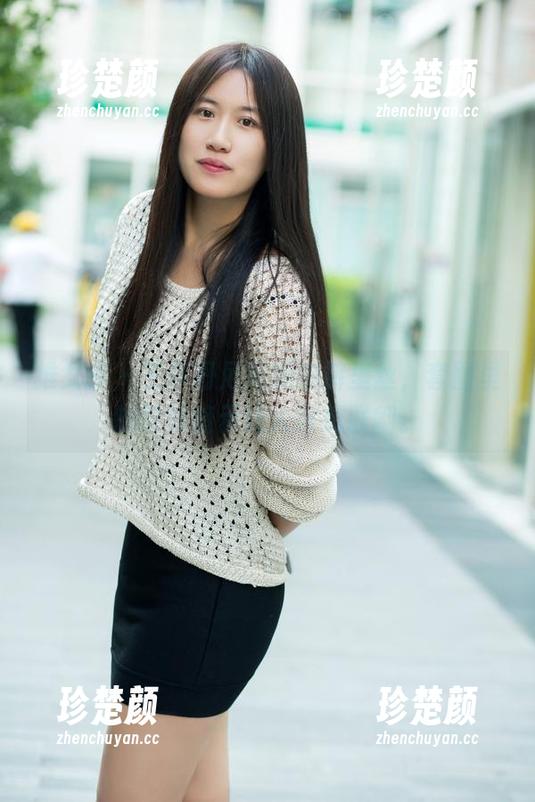 推女郎 - 王李丹尼和她的裤里丝，套图里的微妙暗示让人浮想联翩。