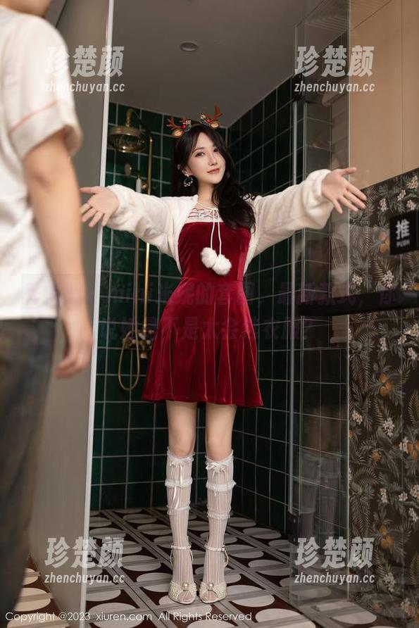 秀人网 - mini米妮的套图，最新款式，你说她是不是太会选衣服？