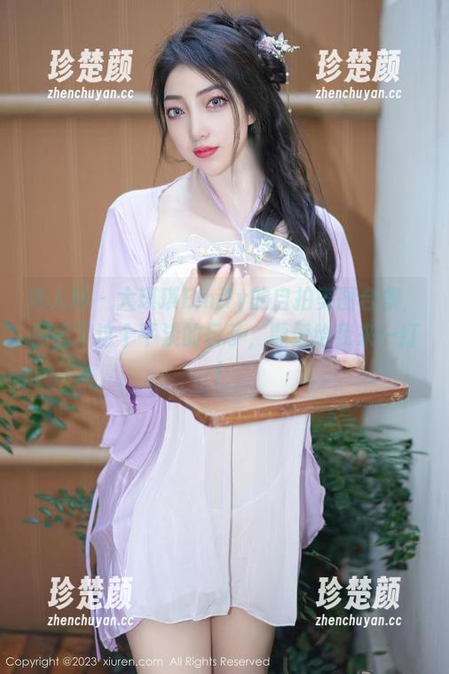 秀人网 - 大琪琪Emily的自拍美图合集，照亮了这个平淡的日子，顺便给我来一打！
