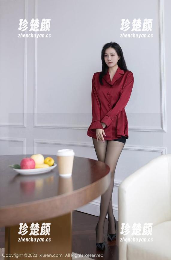 秀人网 - 高清小肉肉咪作品里，透明度突然拉满，眼睛要炸了！