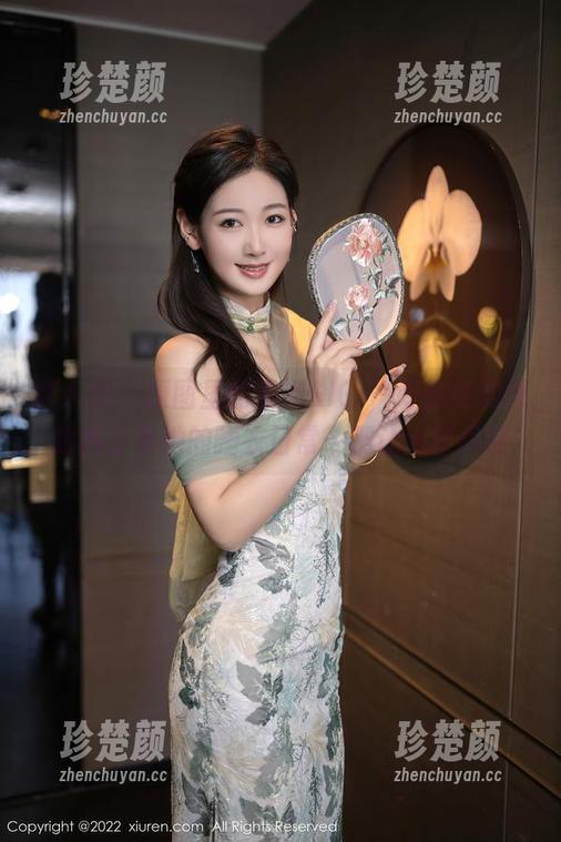 秀人网 - 原图里的黄婧GIGI，好像在试图跟我分享她的睡衣日常…别让人妒忌啊