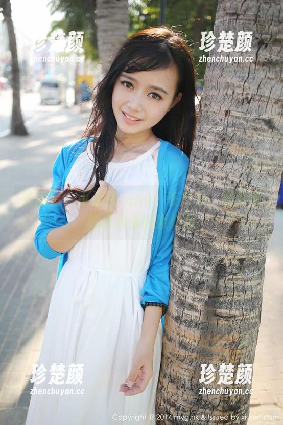 美媛馆 - 小海臀rena：在户外，图片里的风景都该嫉妒我