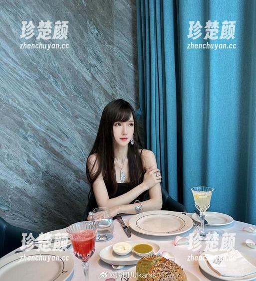 新鲜出炉的腐团儿Ikaros花嫁，高清写真让你舔屏欲罢不能！
