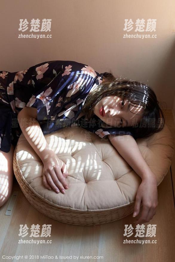 蜜桃社 - 伊素妍的连体衣日记：私房照里藏着多少‘连’之以目？
