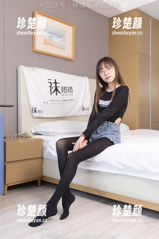 袜啵啵 - 细腻到极致，糯米的白丝私房作品好像在低语？