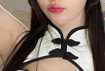 微密圈 - 镂空，但我的注意力一点不空，轩子巨二兔的美图逗乐屏幕！