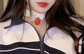 追随阿九从不咕咕(九言)的长腿：写真资源里的各种思考…呃，腿部思考