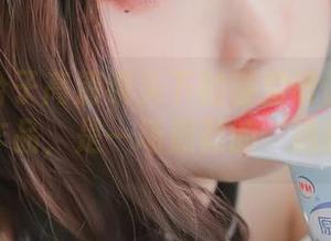 青水百合子高清镜头下的镂空设计：这不只是作品，是一场煎熬的‘选择’。