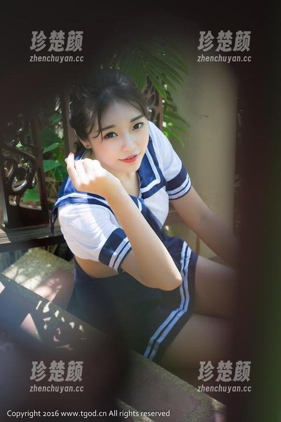 青豆客 - 当婕西儿jessie化身修女，图包里藏着的都是一些“偏差未婚”指南！