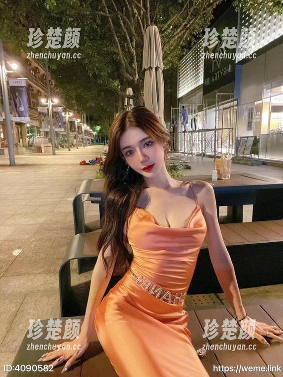 微密圈 - 黎允熙baby黑丝睡裙包:明明是睡衣,却让我天天看